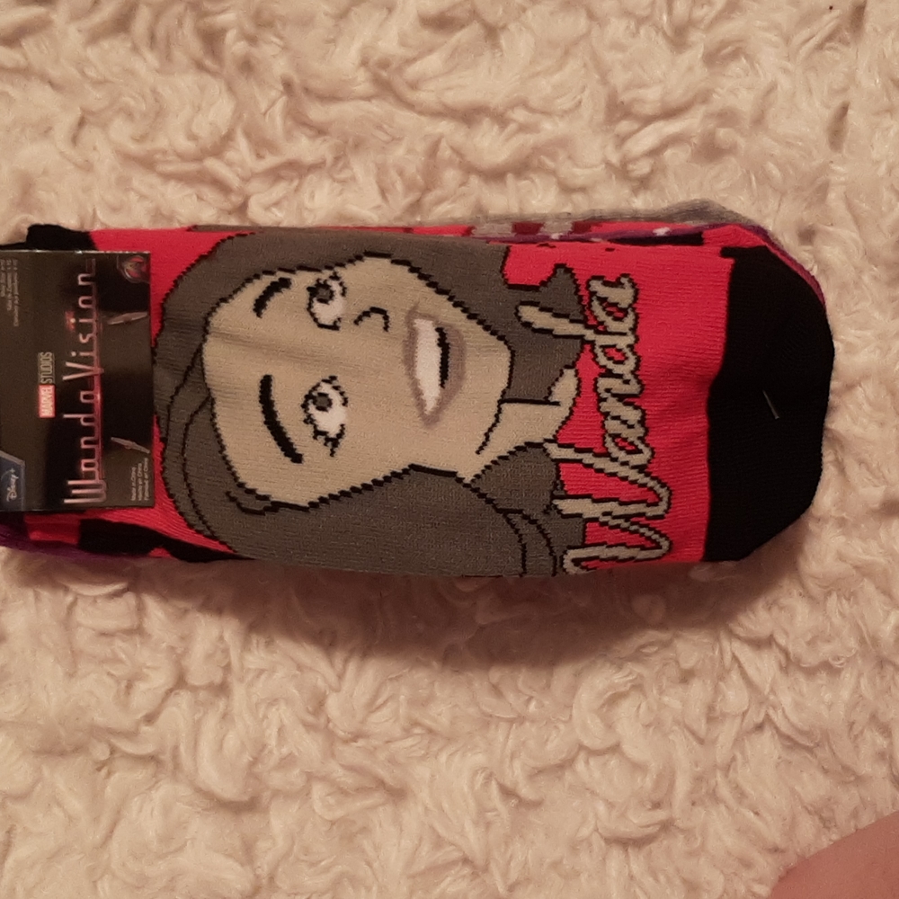 DISNEY+ WANDAVISION 6 PAIR SOCKS SET